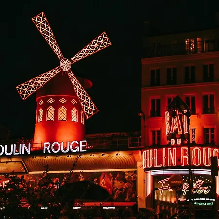 Authentic - 3br 6p - Moulin Rouge